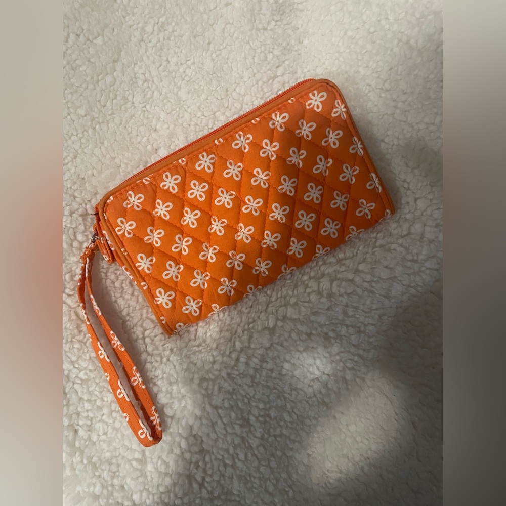 Very Bradley wristlet